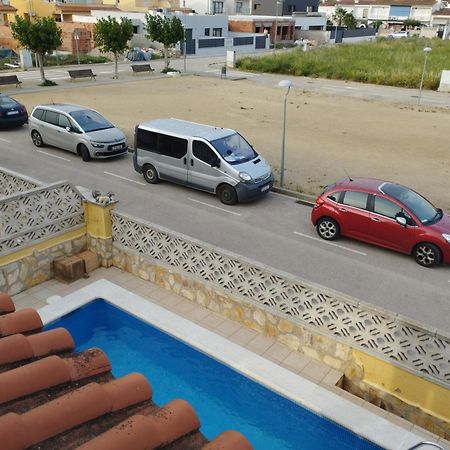 הוילה Casa Puigmal אמפוריבראבה מראה חיצוני תמונה
